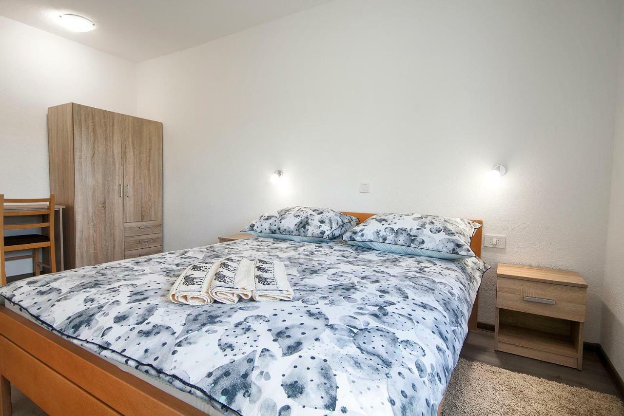 Apartments Matko Rakovica Kültér fotó