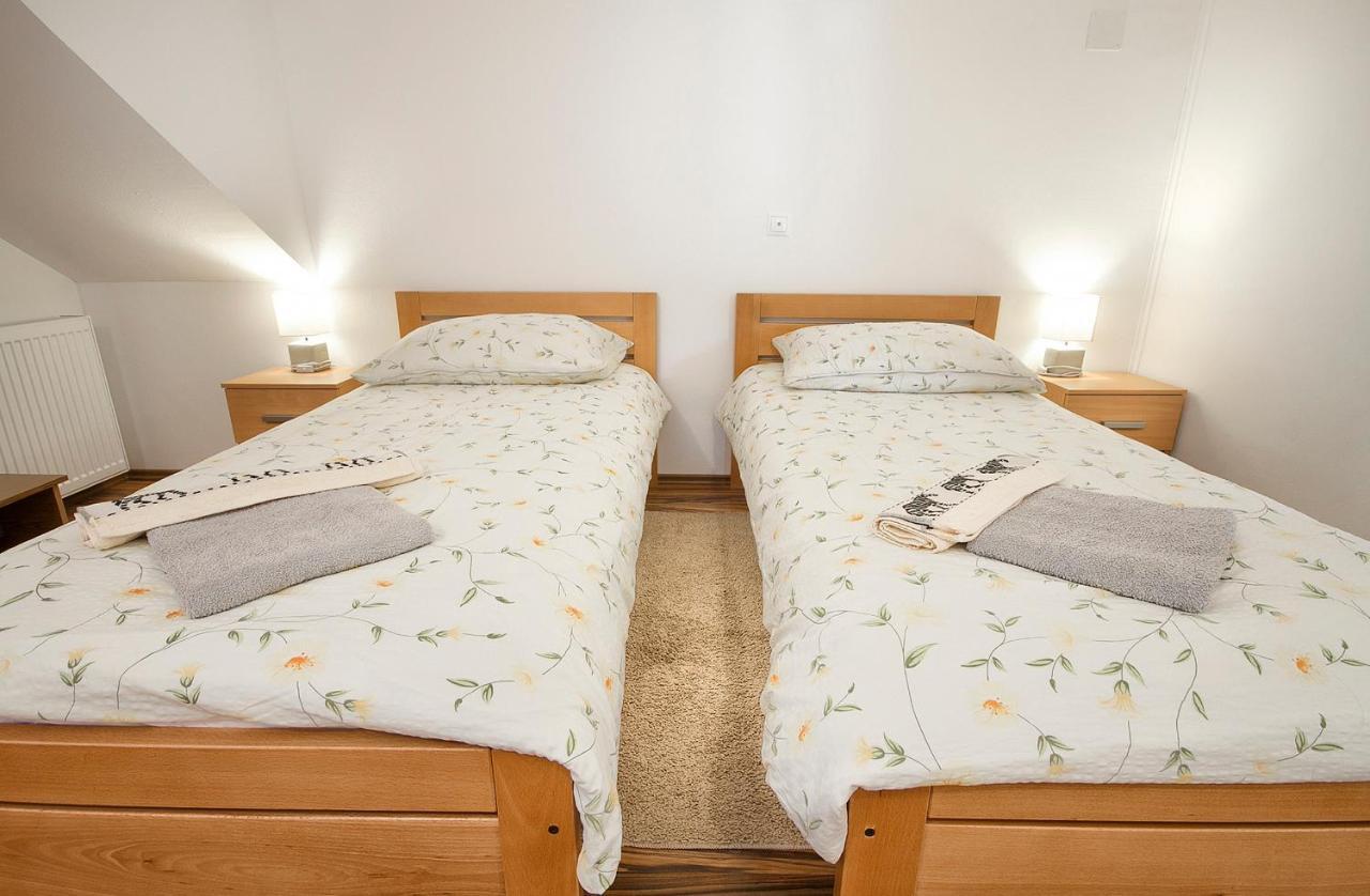 Apartments Matko Rakovica Kültér fotó