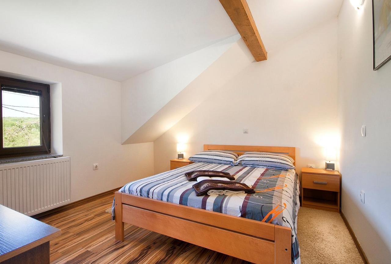 Apartments Matko Rakovica Kültér fotó